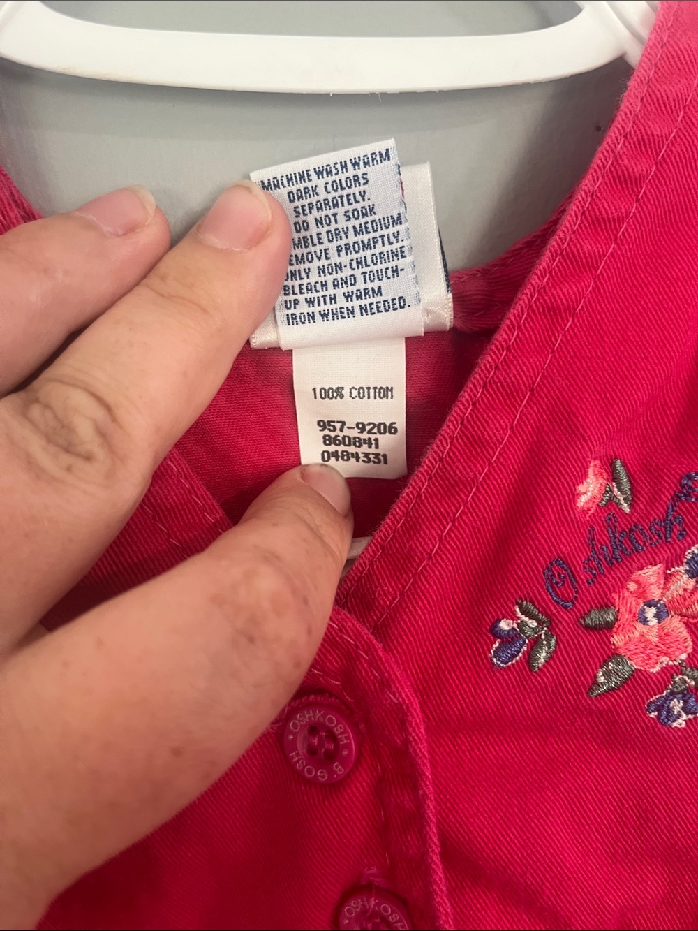 OshKosh B'gosh PinkSleeveless Dress with Embroidered Floral Accent 2T - Picture 6 of 8